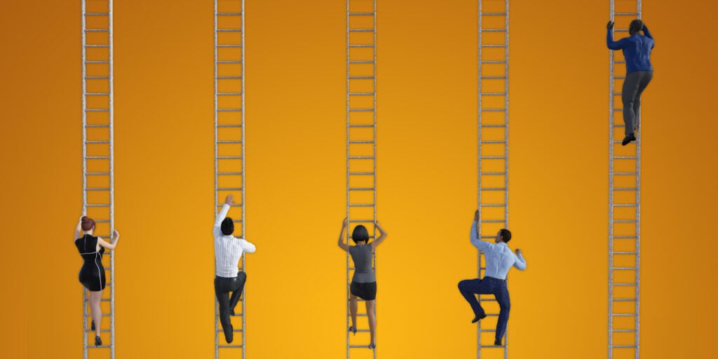 Ahead of competition by achieving traceable product development processes